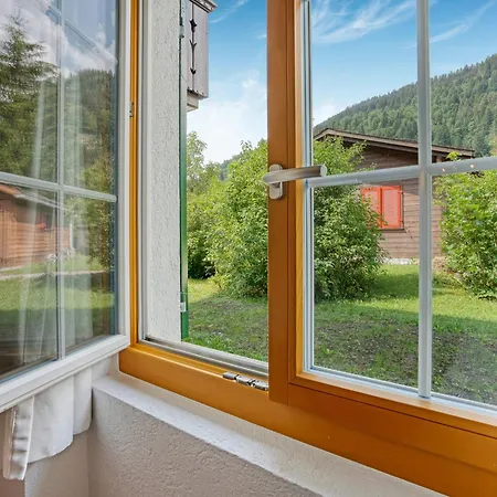Apartmán Quiet Mountain Escape With Fireplace And Garden Lenk